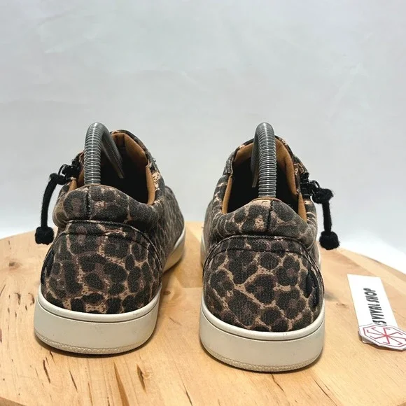 Billy Footwear Women's Billy Gore Low Top Leopard Print Zip-On Sneakers - 9M - Picture 8 of 11